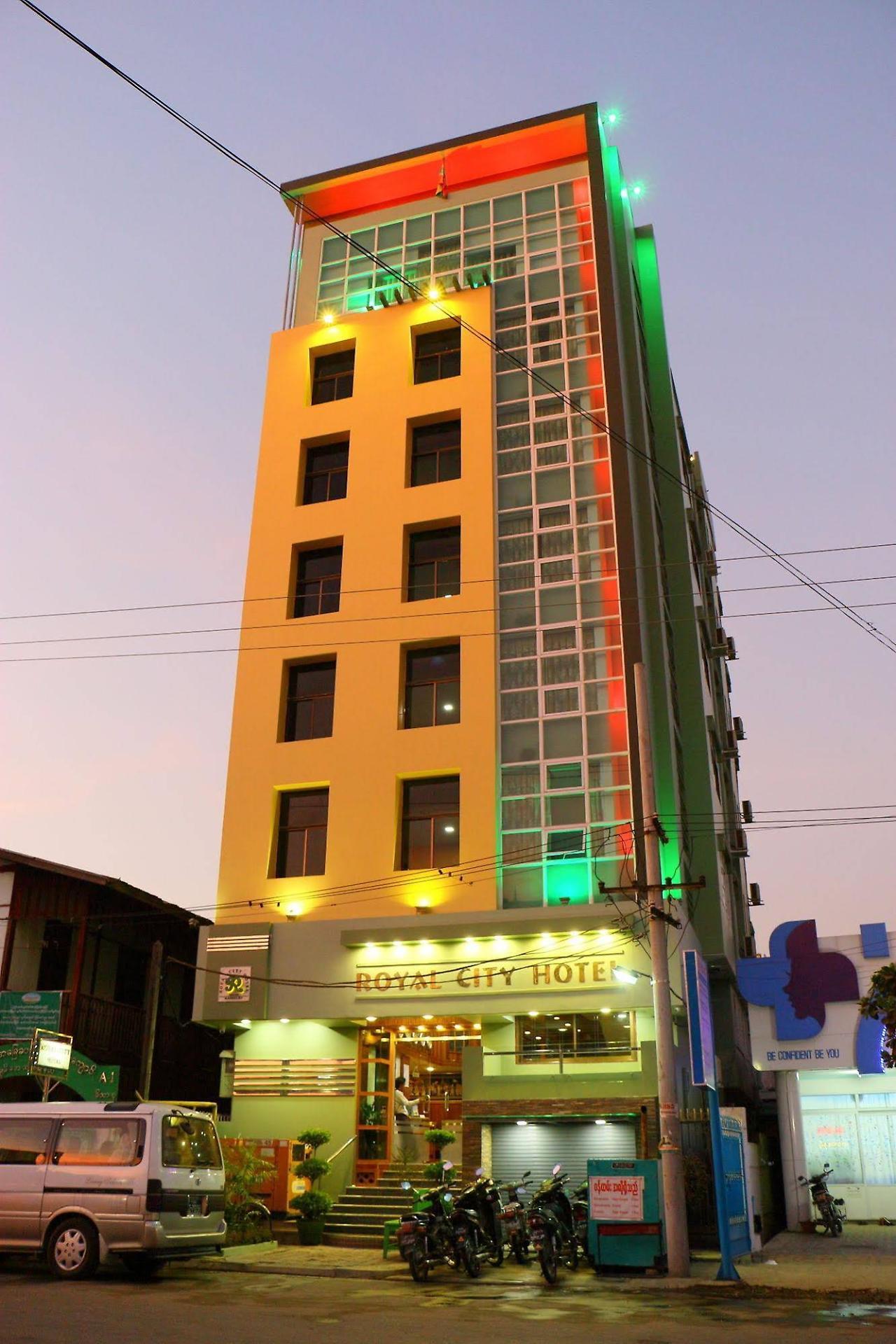 Royal City Hotel Мандалай Екстер'єр фото